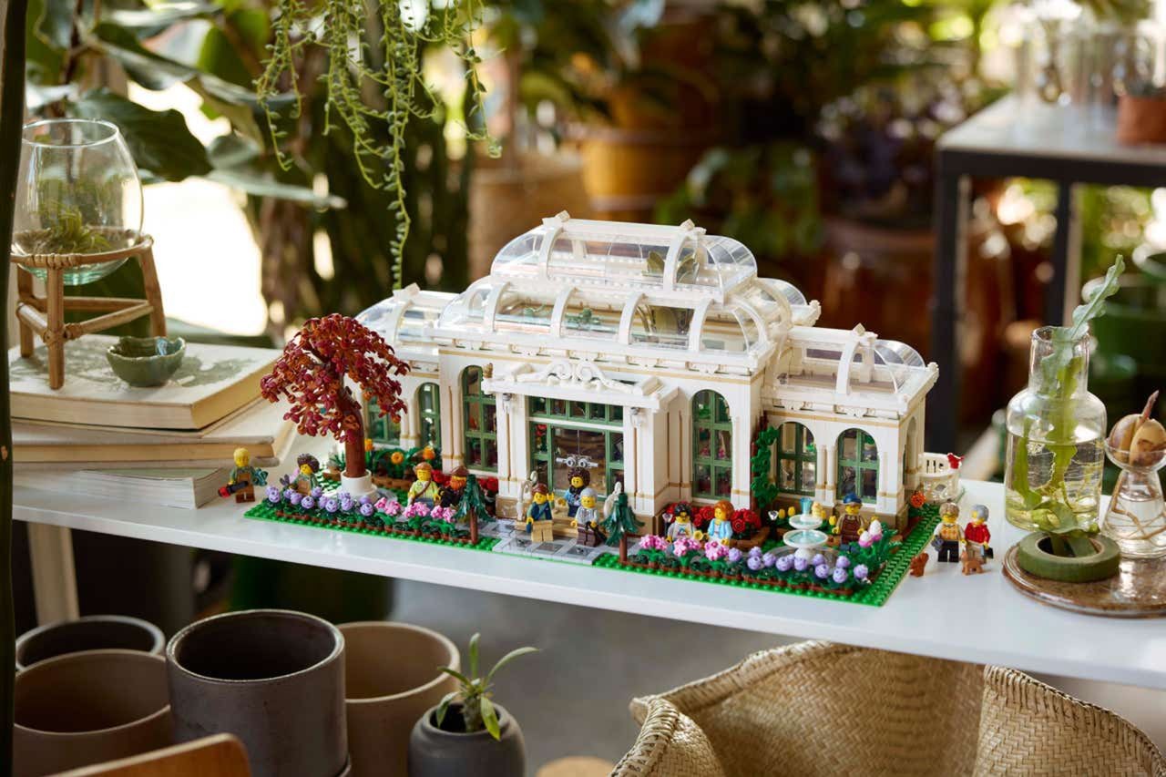 LEGO® Ideas The Botanical Garden