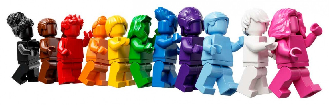 "Everyone is Awesome" è il set LEGO® che celebra la diversità dei fan!