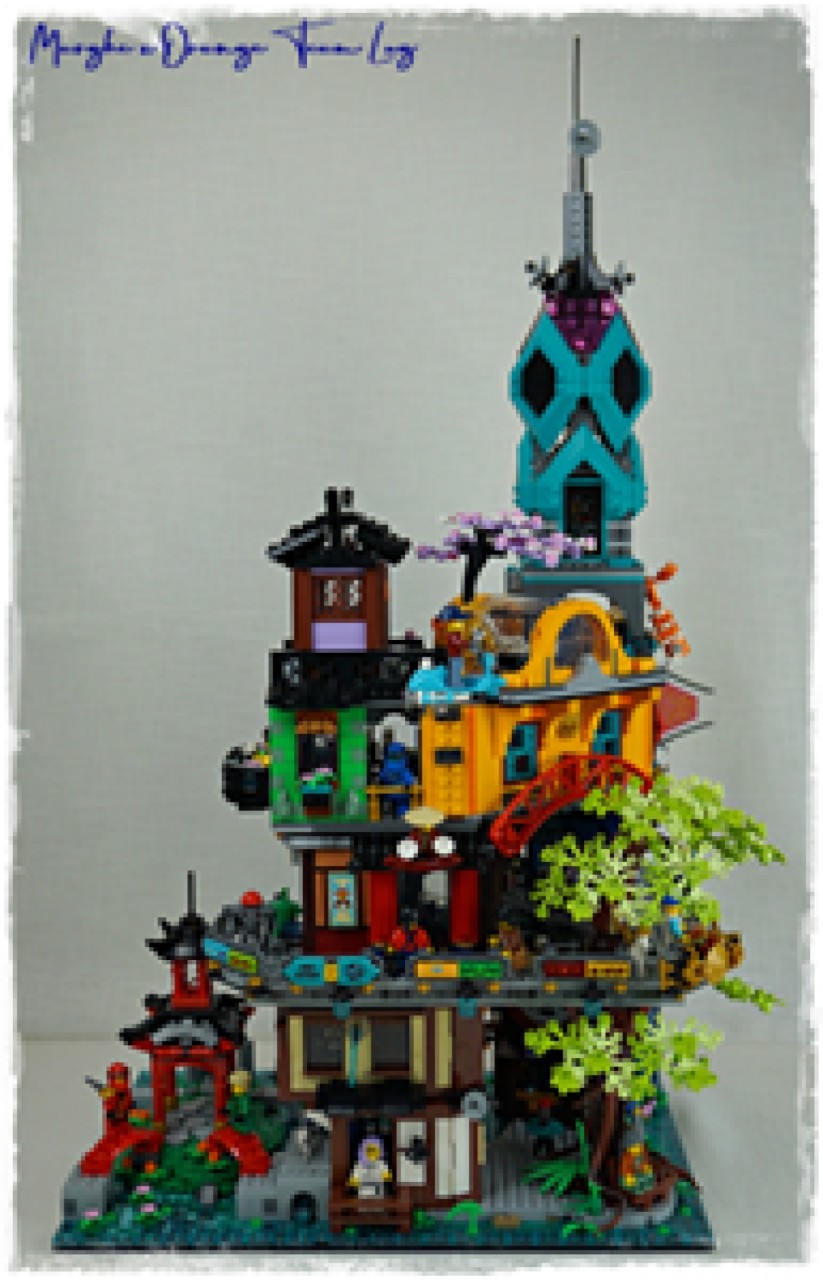 LEGO®  71741 NINJAGO®  CITY GARDENS: 10 anni di tema NINJAGO®