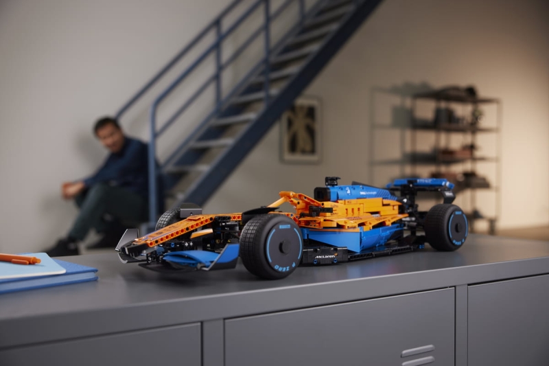 Set LEGO Technic 42141, il nuovo set Monoposto McLaren Formula 1™