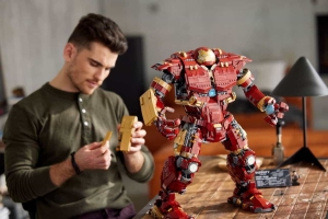 SET LEGO® 76210,  Marvel™ Iron Man™ Hulkbuster™
