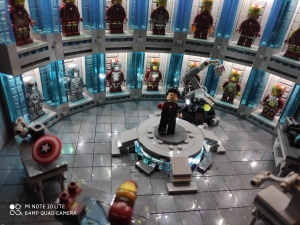Il laboratorio di Tony Stark IRONMAN in mattoncini LEGO®